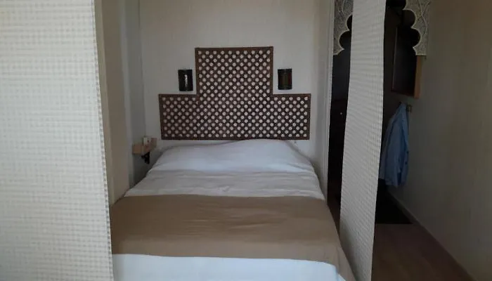El Saltillo Hotel *